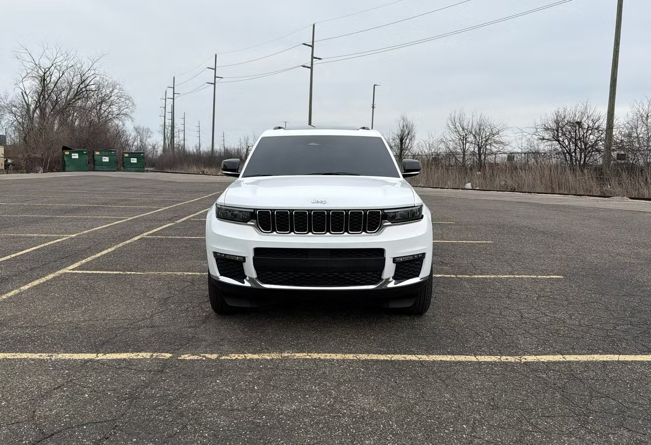 2025 Jeep Grand Cherokee L Limited — Front profile